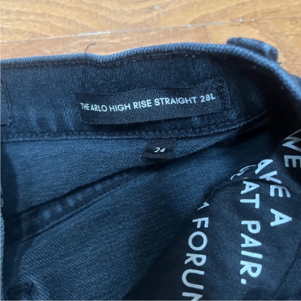 Aritzia. The Arlo high rise straight Jean size 24 - Picture 7 of 11